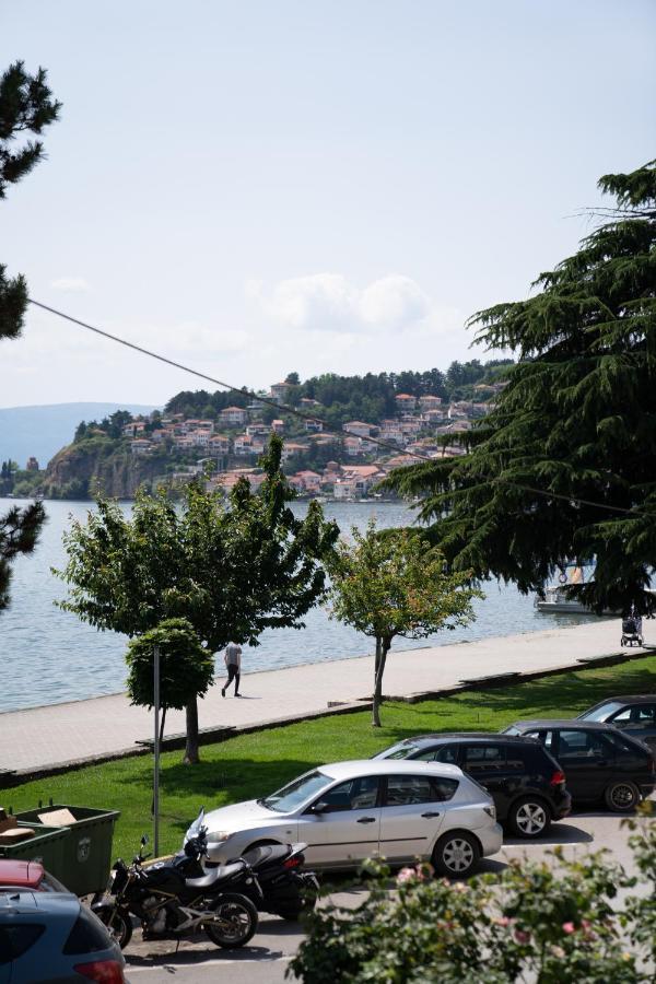 Urban Apartments Ohrid Bagian luar foto